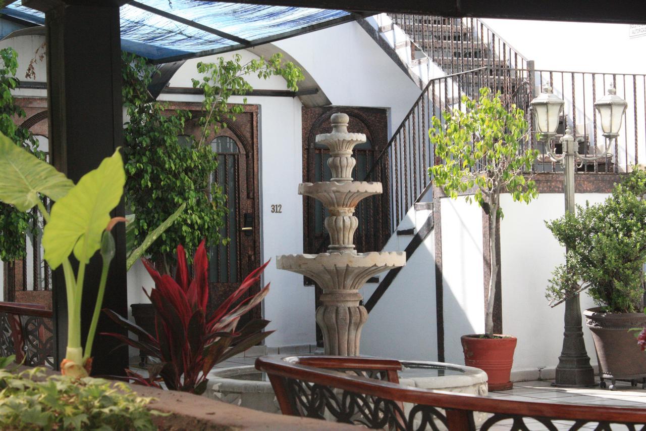 Casa De La Luna Мехико Экстерьер фото
